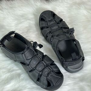Eddie Bauer sandals